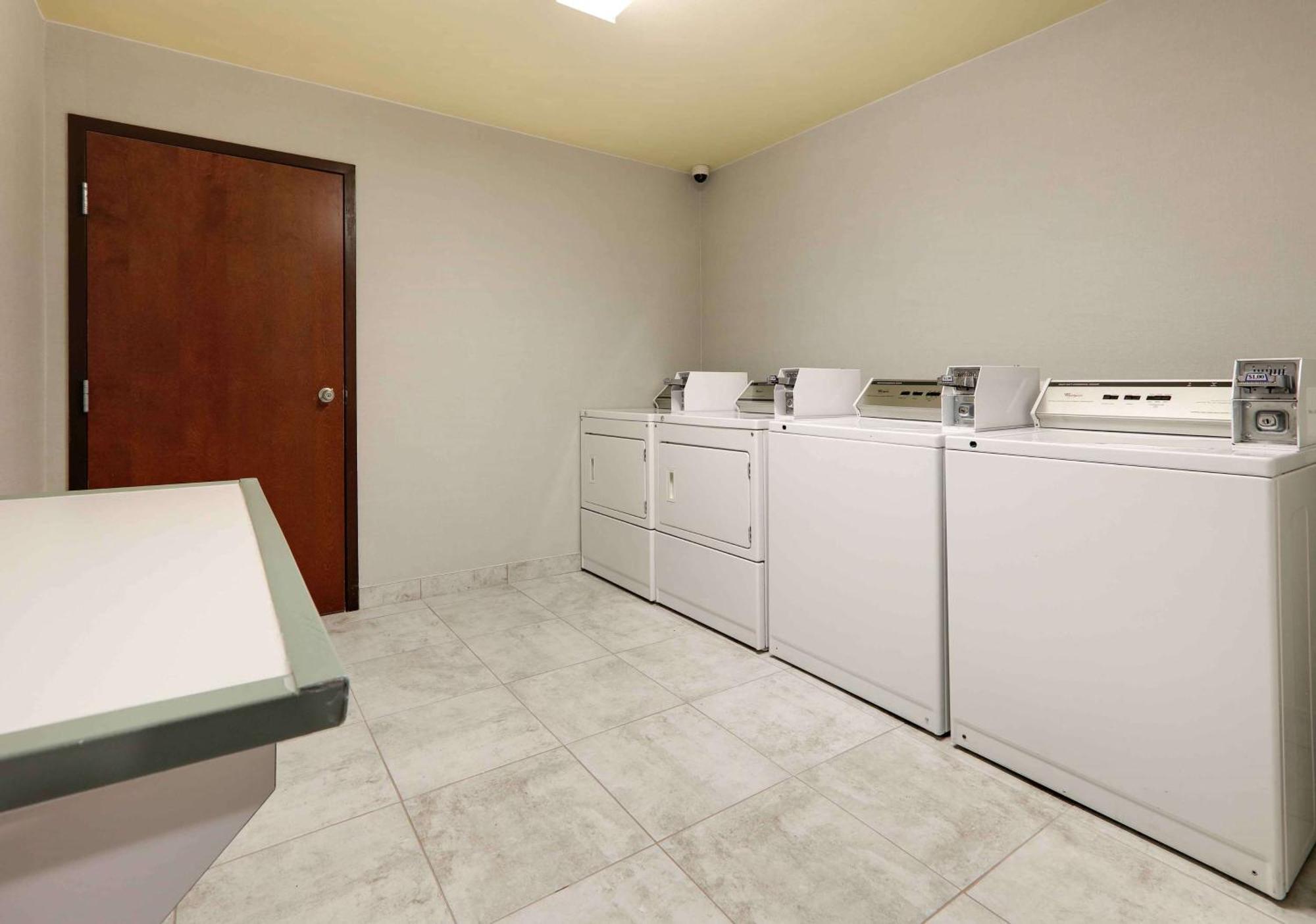 Hampton Inn&Suites Dallas-Arlington-South Esterno foto