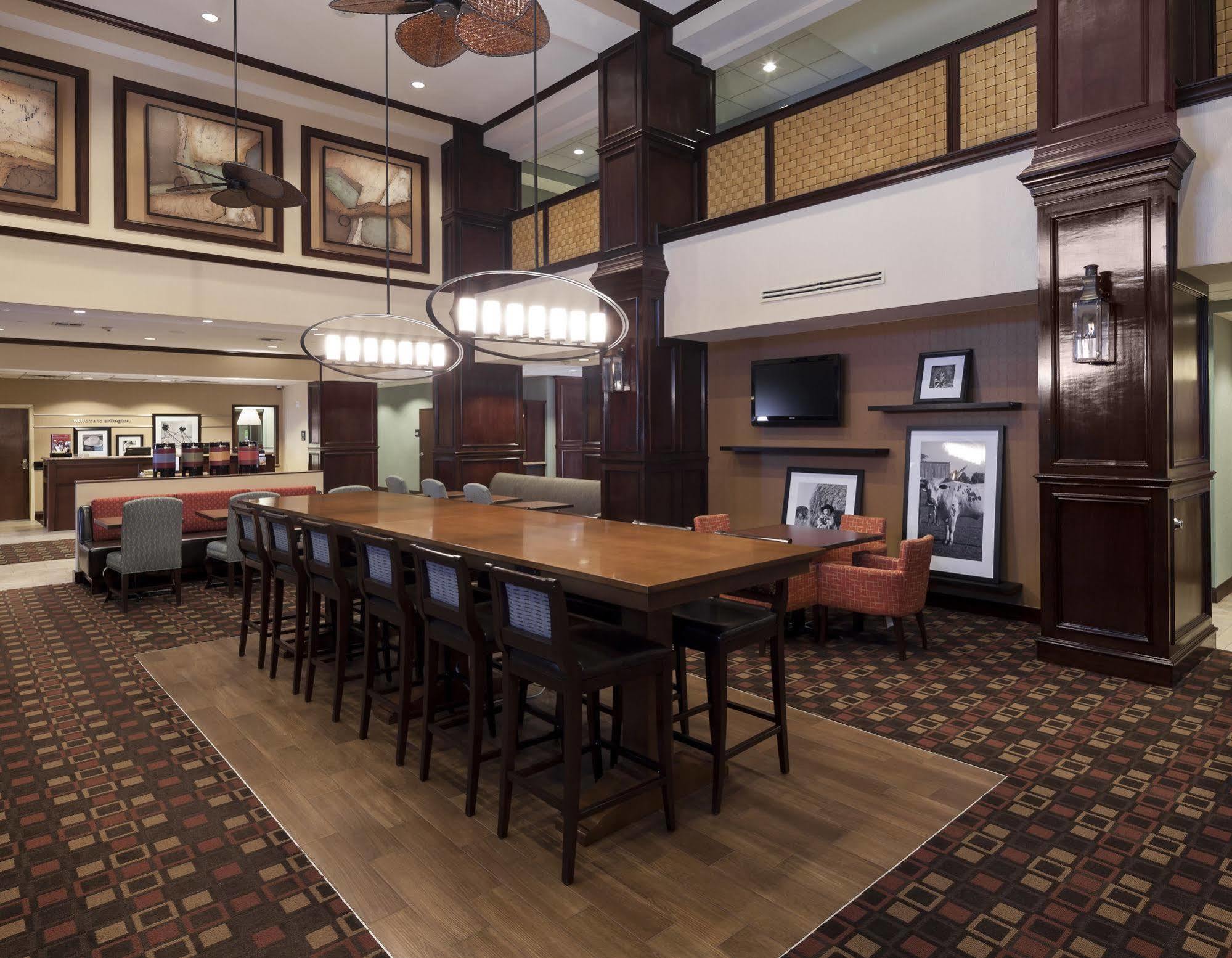 Hampton Inn&Suites Dallas-Arlington-South Esterno foto